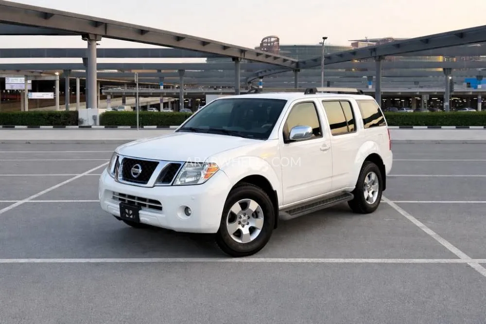 Nissan Pathfinder 2010 for Sale in Dubai Image-3