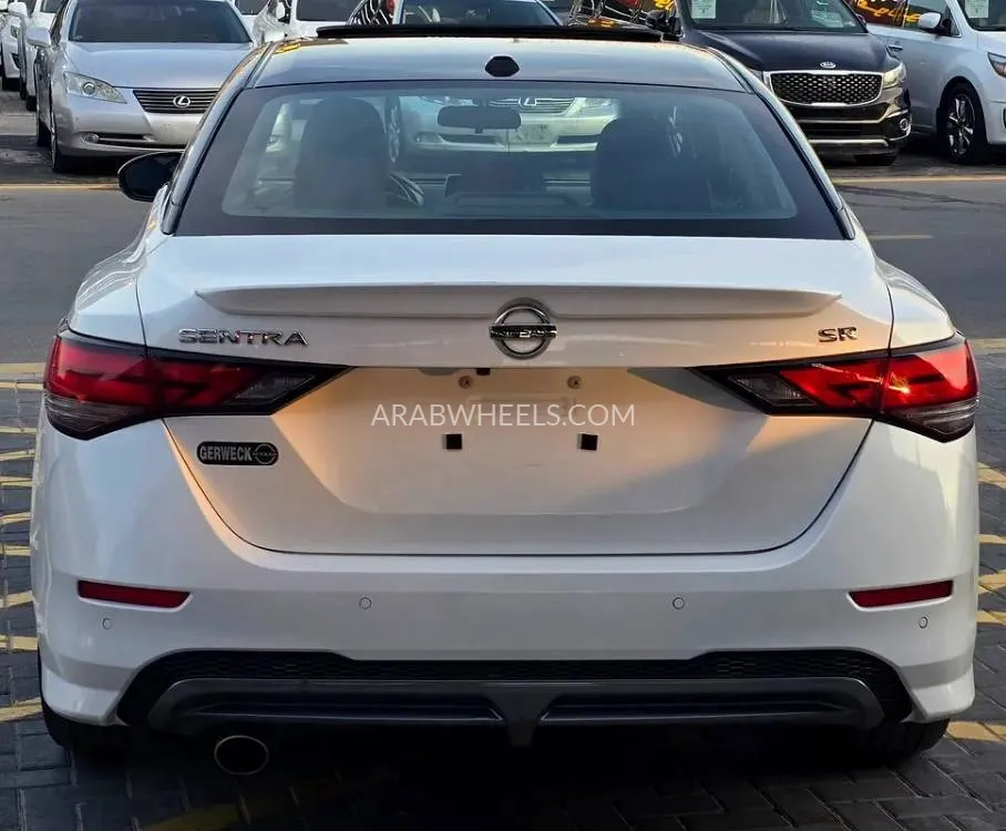 Nissan Sentra 2023 for Sale in Ajman Image-4