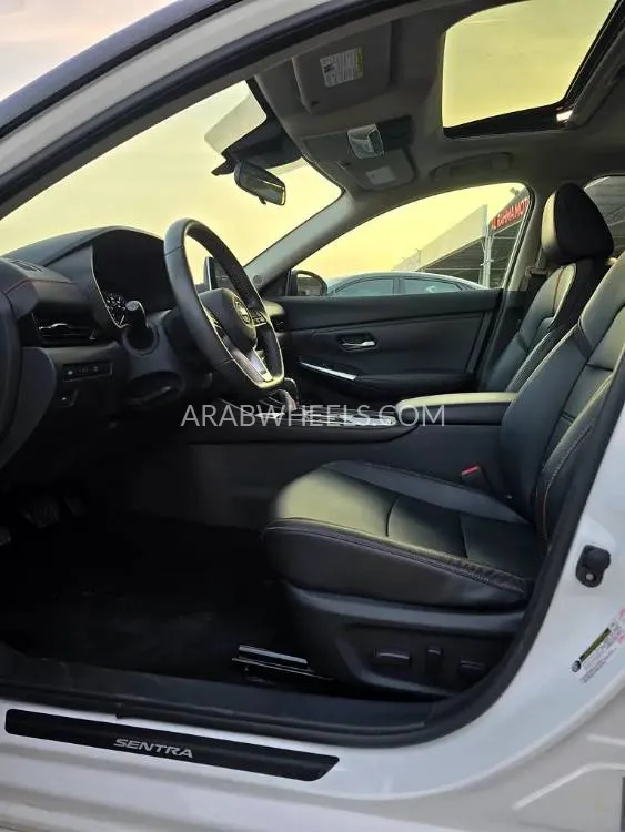 Nissan Sentra 2023 for Sale in Ajman Image-9