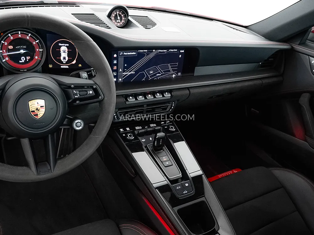 Porsche 911 2023 for Sale in Dubai Image-9
