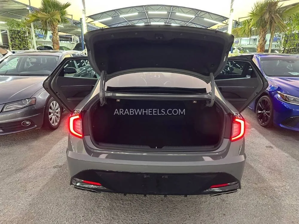 Hyundai Sonata 2021 for Sale in Ajman Image-17
