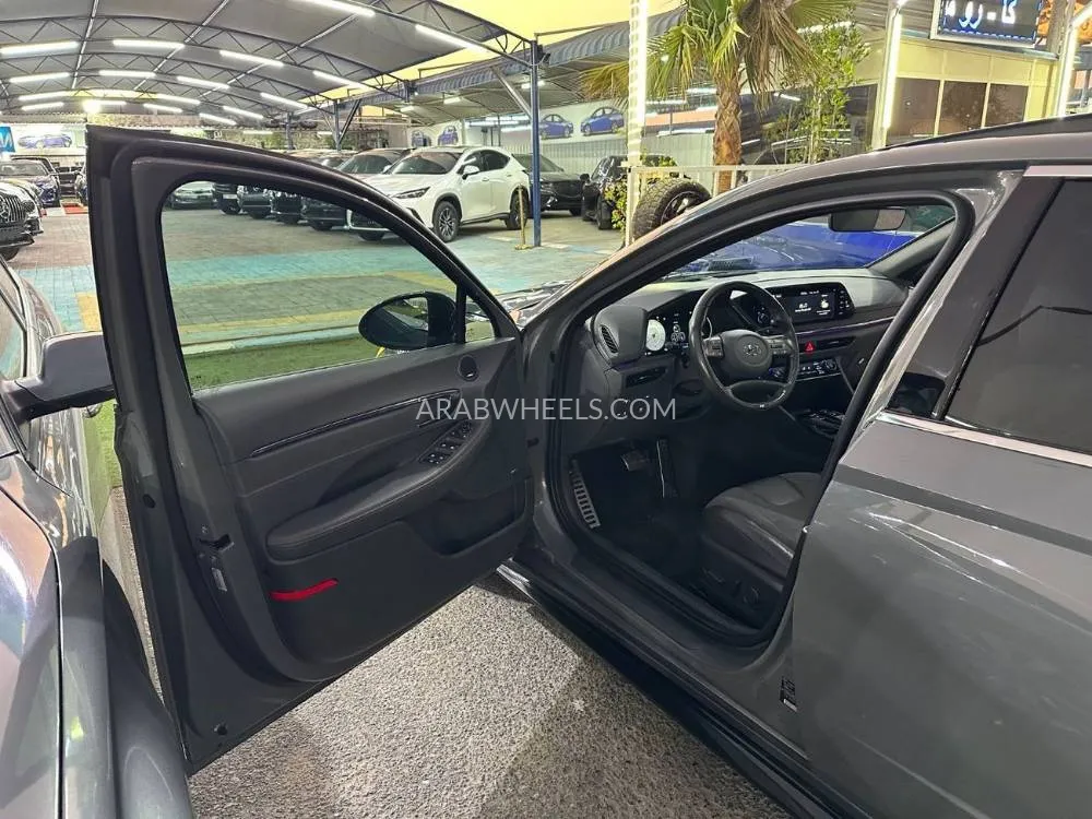 Hyundai Sonata 2021 for Sale in Ajman Image-18