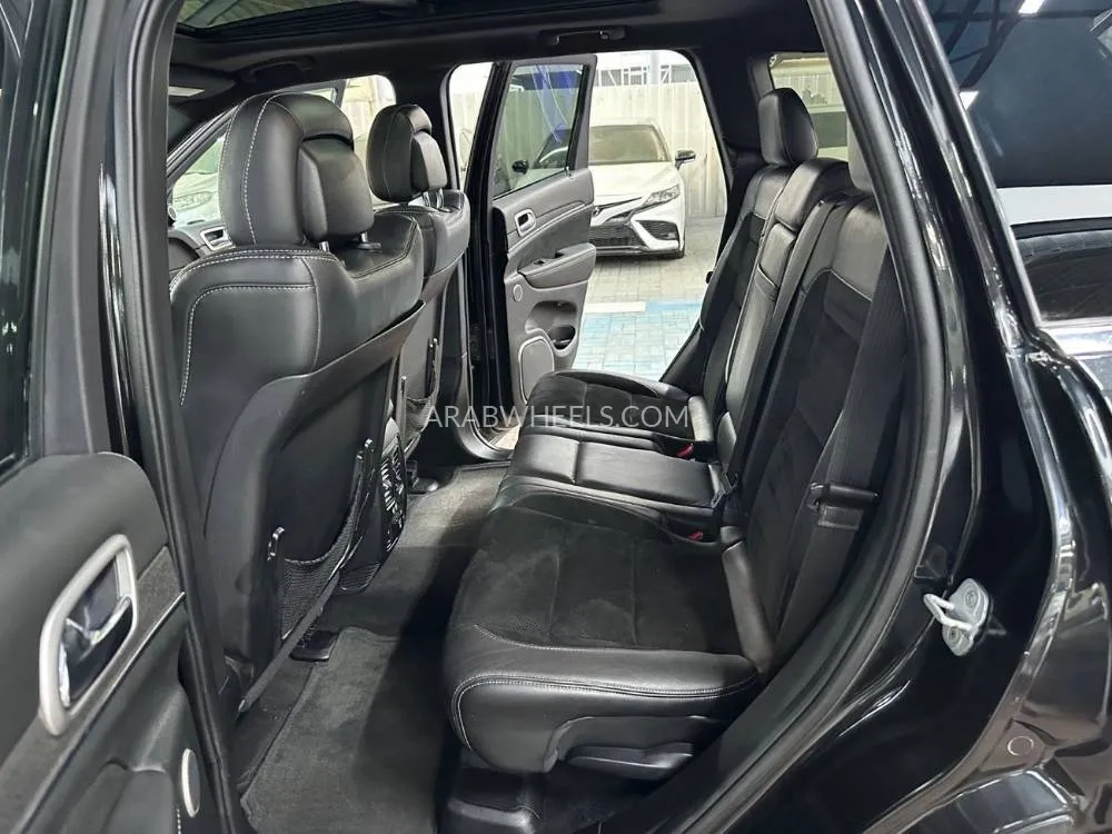 Jeep Cherokee 2014 for Sale in Ajman Image-6