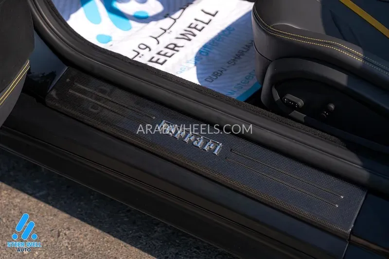 فيراري 812 جي تي إس 2021 for Sale in الشارقة Image-7