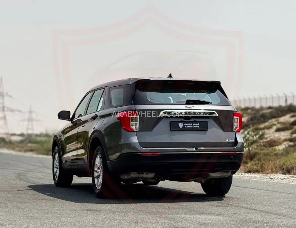 Ford Explorer 2023 for Sale in Sharjah Image-4