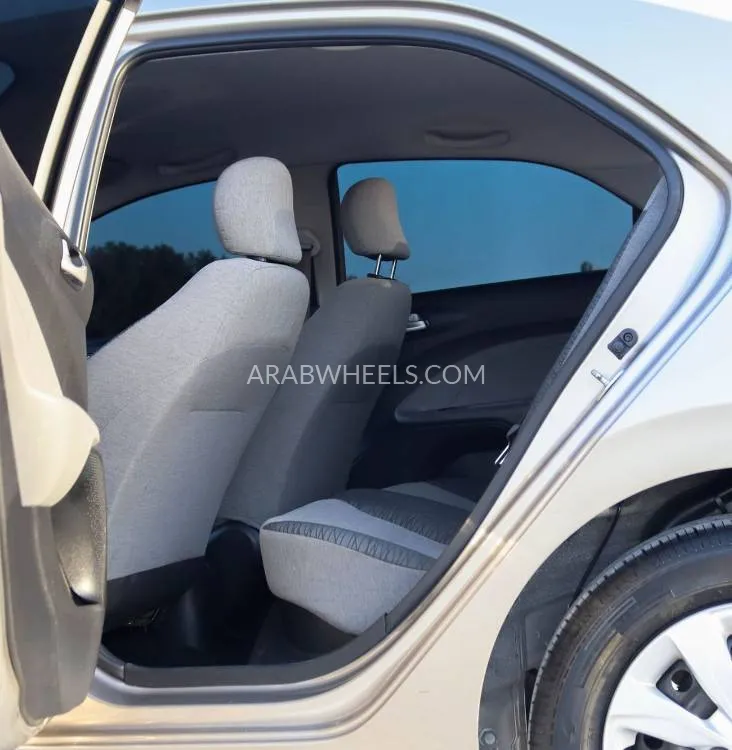Kia Pegas 2022 for Sale in Sharjah Image-10