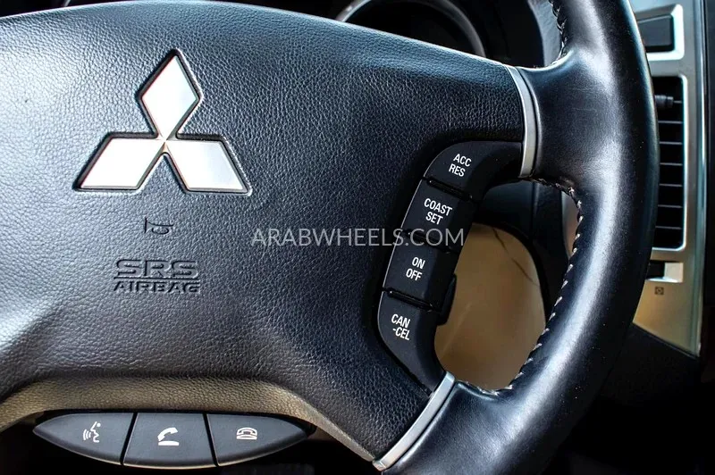 Mitsubishi Pajero 2020 for Sale in Sharjah Image-11