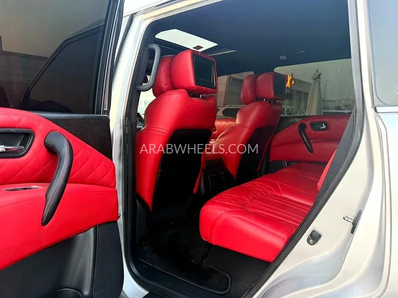 Nissan Patrol 2011 for Sale in Sharjah Image-13