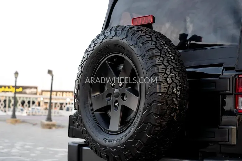Jeep Wrangler 2017 for Sale in Dubai Image-20