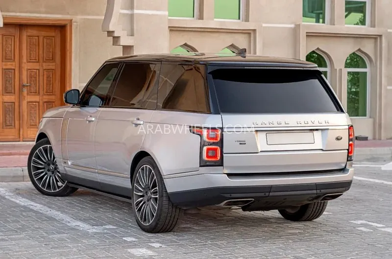 Land Rover Range Rover 2020 for Sale in Dubai Image-8