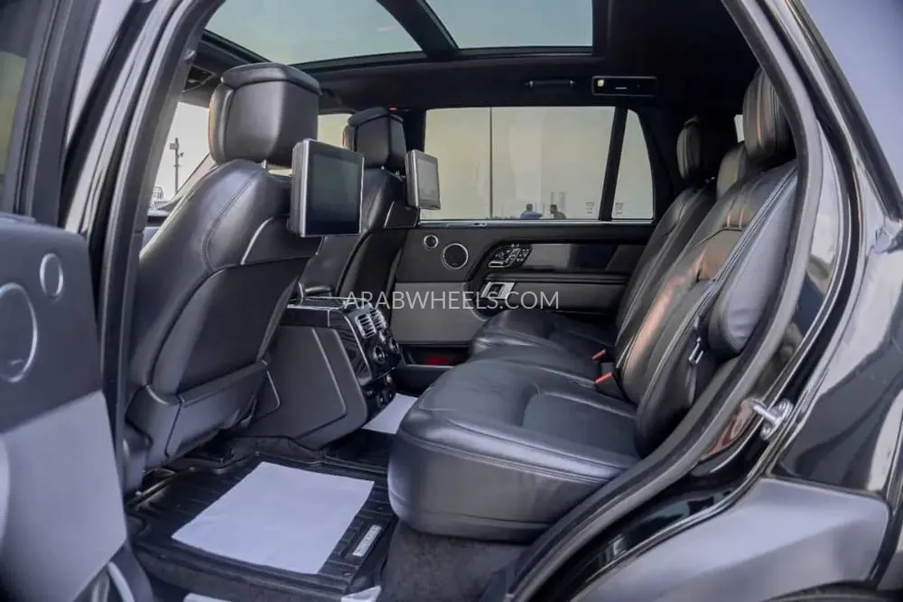 Land Rover Range Rover 2020 for Sale in Dubai Image-8