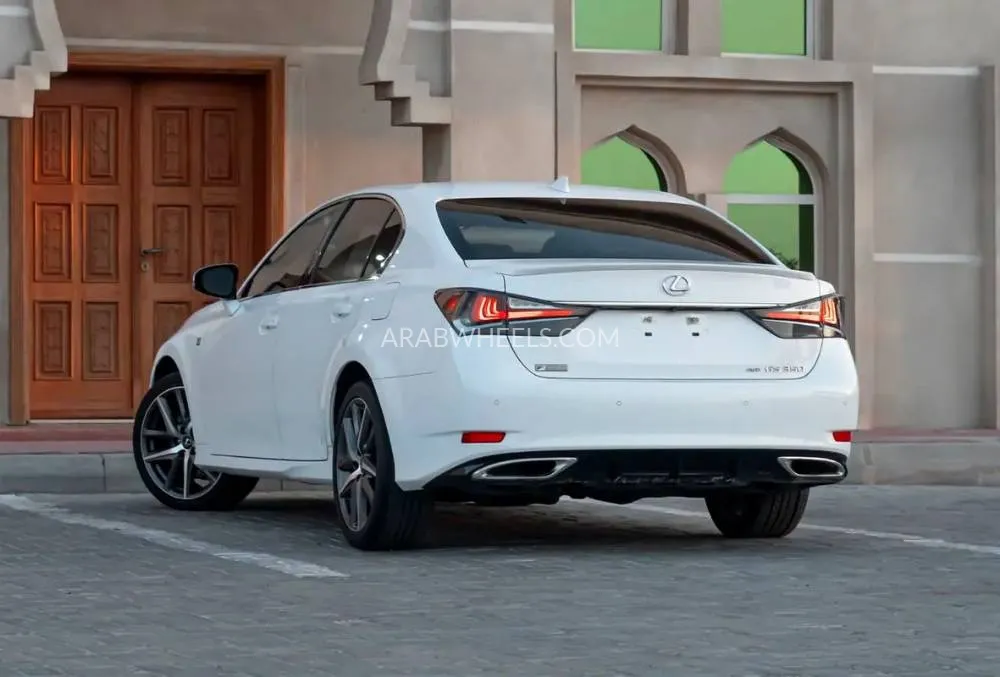 Lexus GS 2019 for Sale in Dubai Image-7