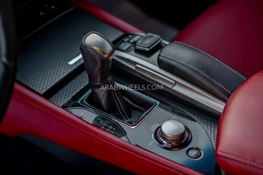 Lexus GS 2019 for Sale in Dubai Image-9