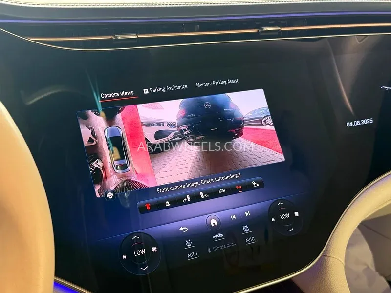 Mercedes Benz EQS 2023 for Sale in Dubai Image-4