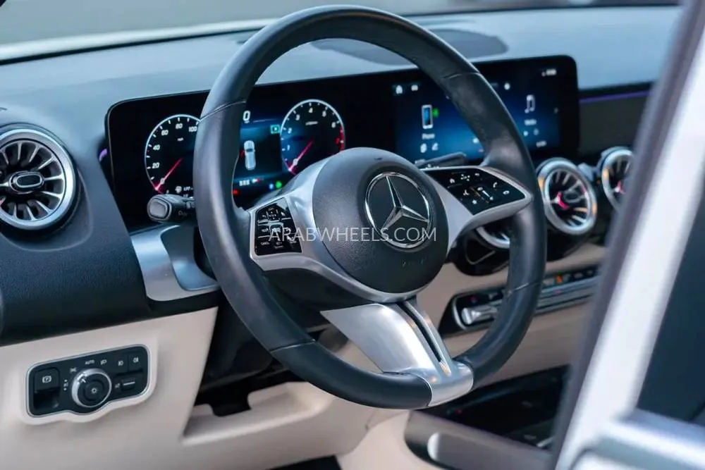 مرسيدس بنز GLB 2024 for Sale in دبي Image-17