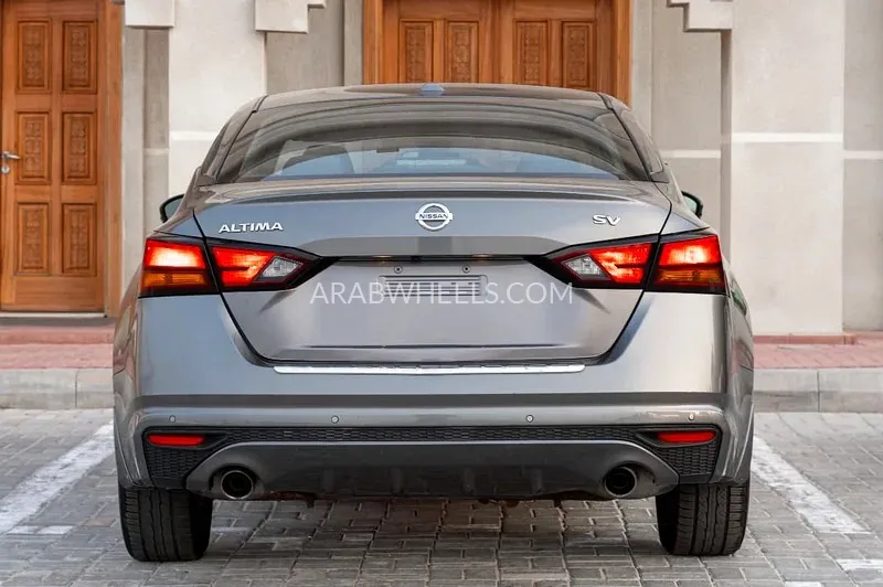 Nissan Altima 2022 for Sale in Dubai Image-9