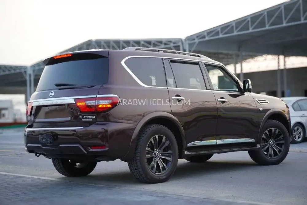 Nissan Armada 2018 for Sale in Dubai Image-8