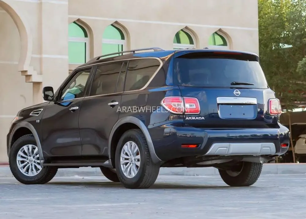 Nissan Armada 2018 for Sale in Dubai Image-5