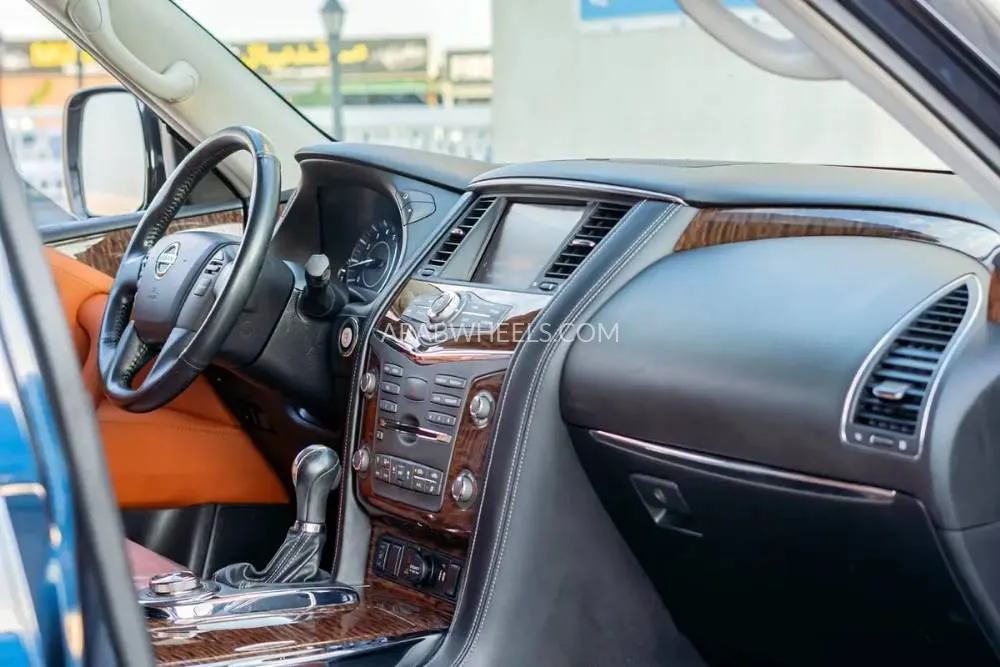Nissan Armada 2018 for Sale in Dubai Image-14