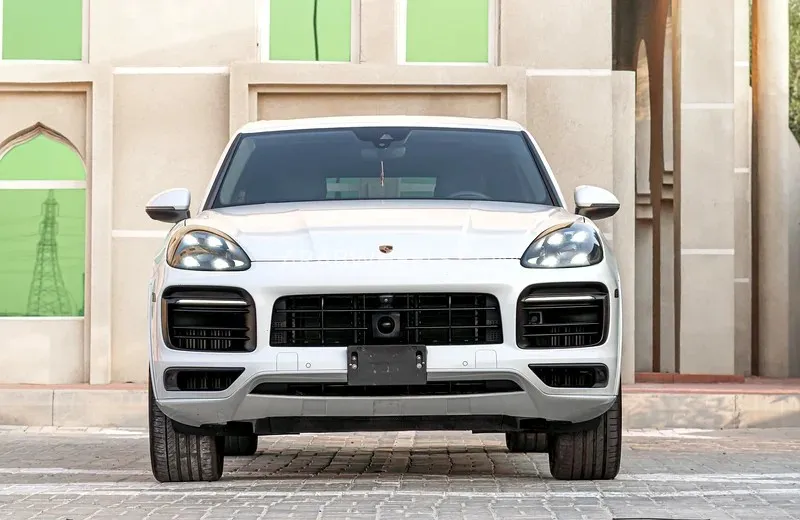 Porsche Cayenne 2019 for Sale in Dubai Image-5