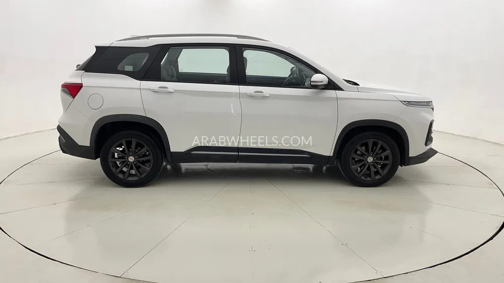 Chevrolet Captiva 2024 for Sale in Dubai Image-2