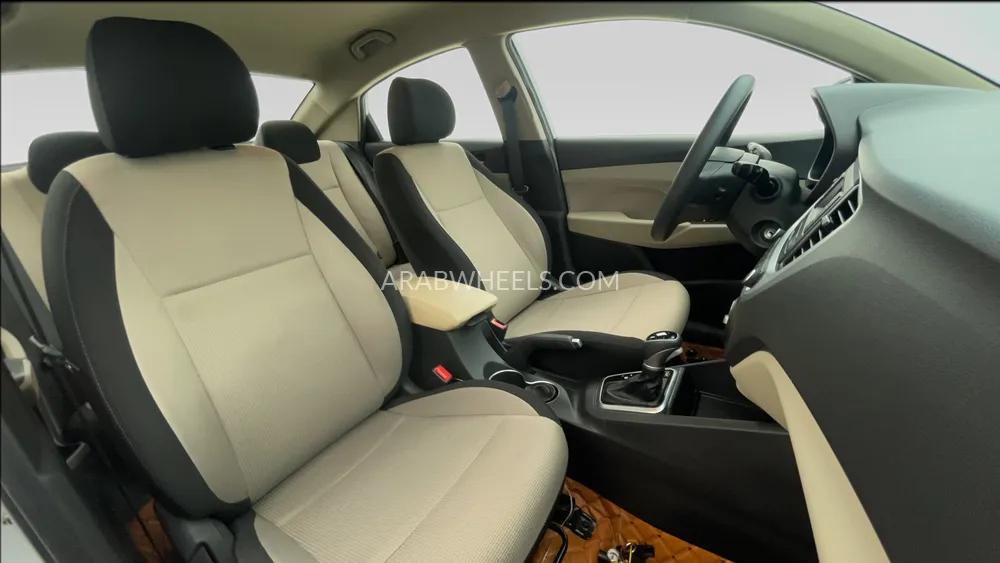 Hyundai Accent 2022 for Sale in Dubai Image-22