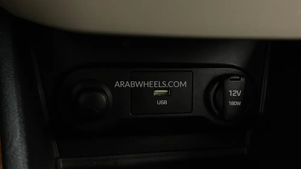 Hyundai Accent 2022 for Sale in Dubai Image-35