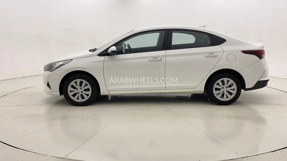 Hyundai Accent 2023 for Sale in Dubai Image-6