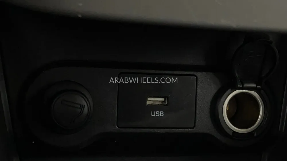 Hyundai Accent 2023 for Sale in Dubai Image-38