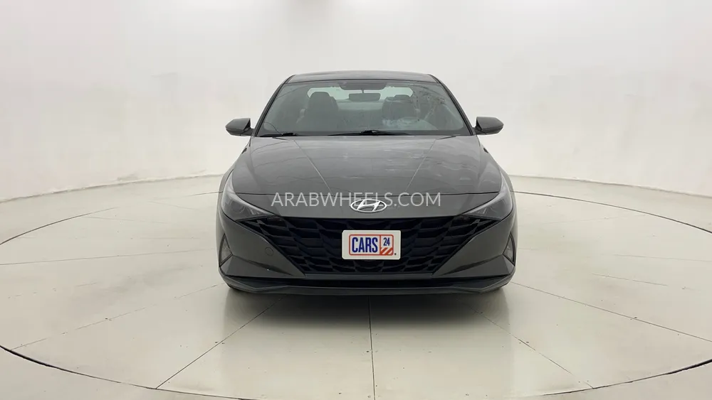 Hyundai Elantra 2023 for Sale in Dubai Image-8