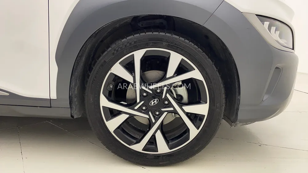 Hyundai Kona 2022 for Sale in Dubai Image-10