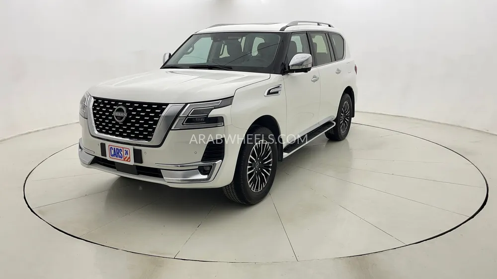Nissan Patrol 2024 for Sale in Dubai Image-7