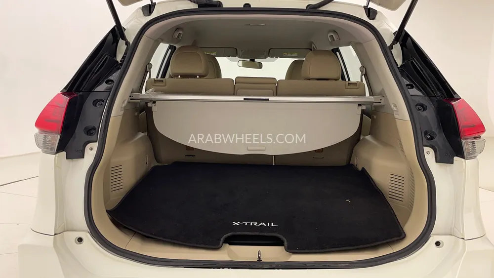 Nissan X-Trail 2022 for Sale in Dubai Image-26