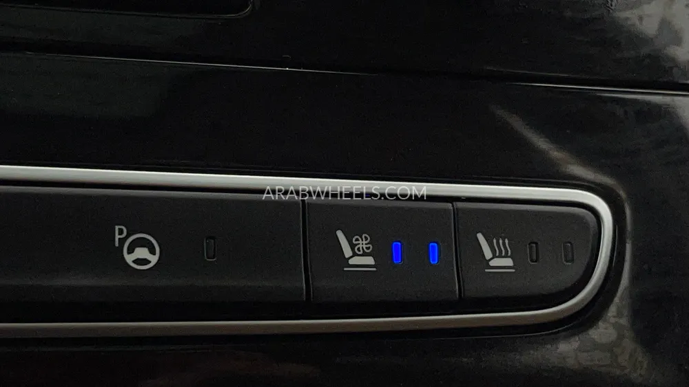 Renault Koleos 2022 for Sale in Dubai Image-55