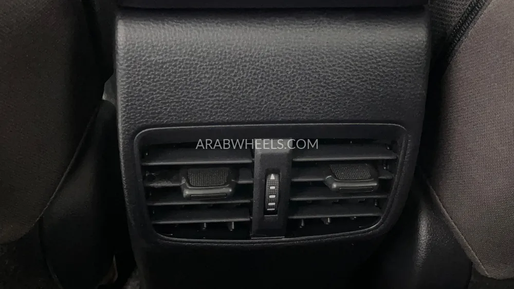 Toyota Corolla 2020 for Sale in Dubai Image-21