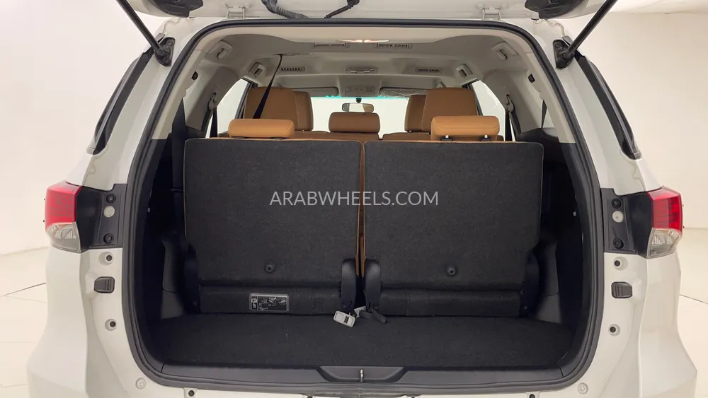 Toyota Fortuner 2023 for Sale in Dubai Image-25