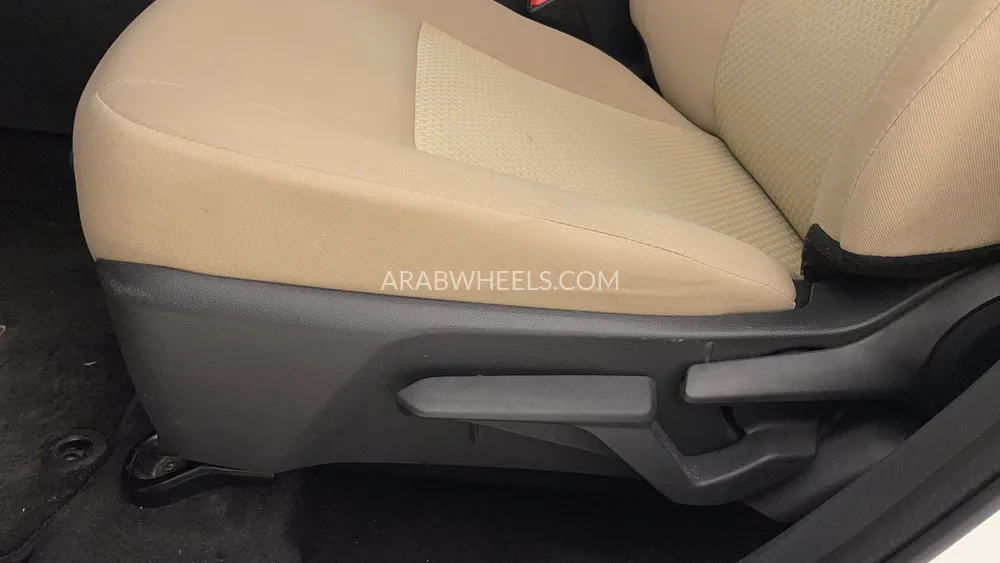 Toyota Yaris 2023 for Sale in Dubai Image-19