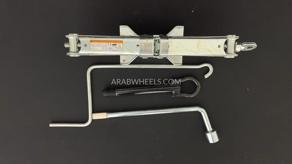 Toyota Yaris 2023 for Sale in Dubai Image-27