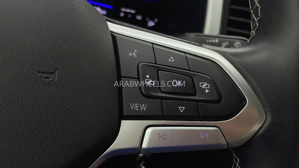 Volkswagen Teramont 2023 for Sale in Dubai Image-40