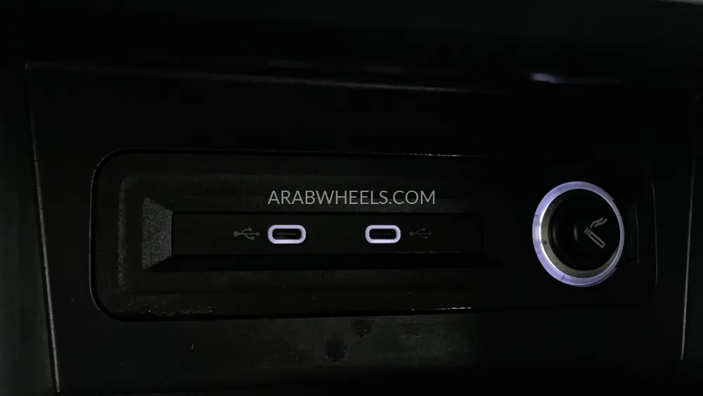 Volkswagen Teramont 2023 for Sale in Dubai Image-42