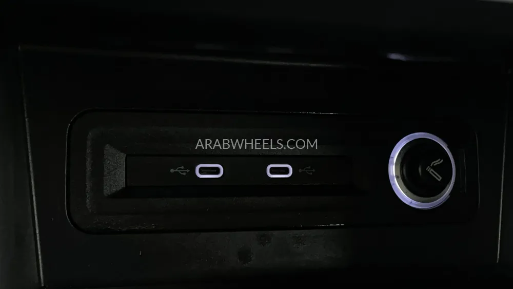 Volkswagen Teramont 2023 for Sale in Dubai Image-43