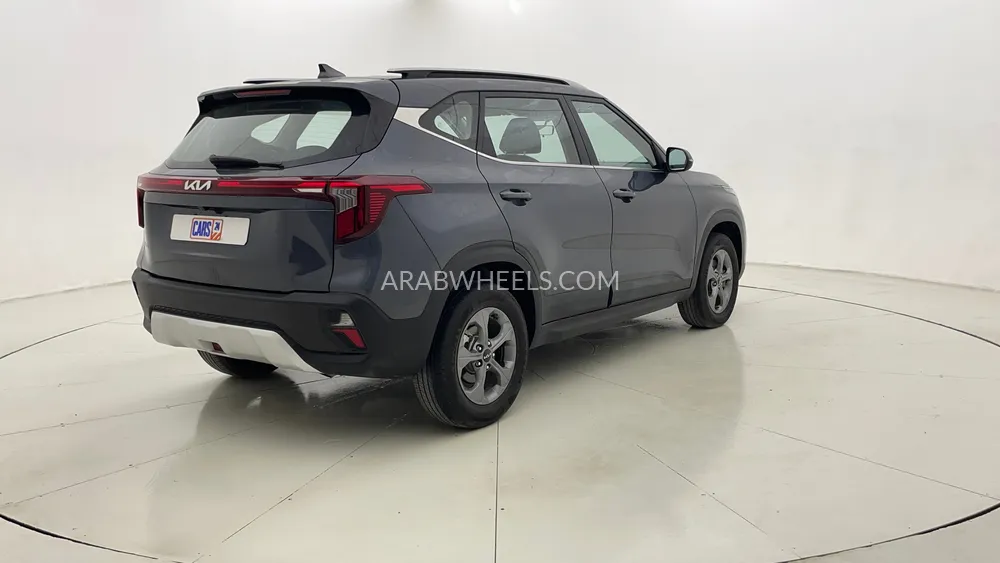 Kia Seltos 2024 for Sale in Dubai Image-3