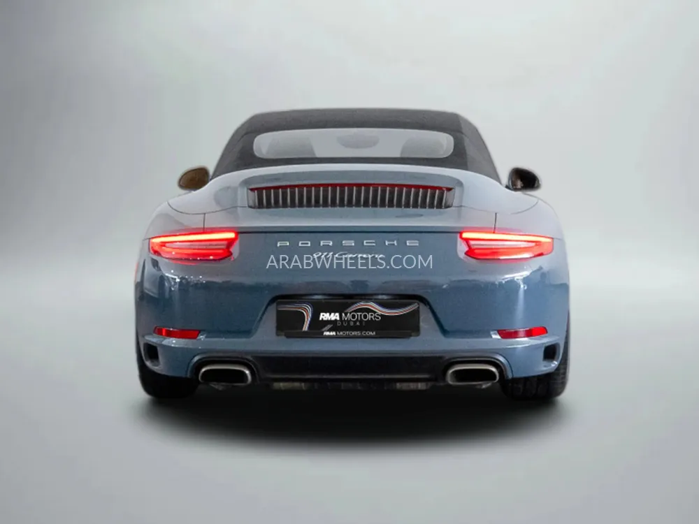 Porsche 911 2017 for Sale in Dubai Image-4
