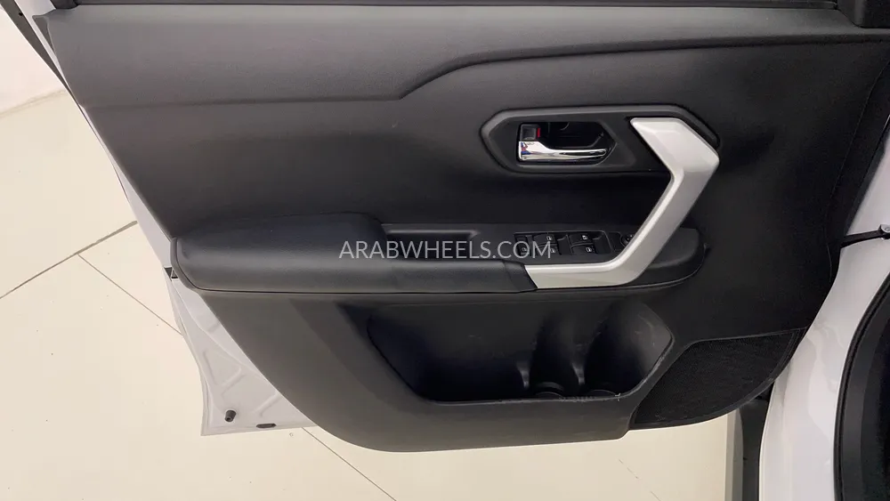 Toyota Raize 2023 for Sale in Dubai Image-19