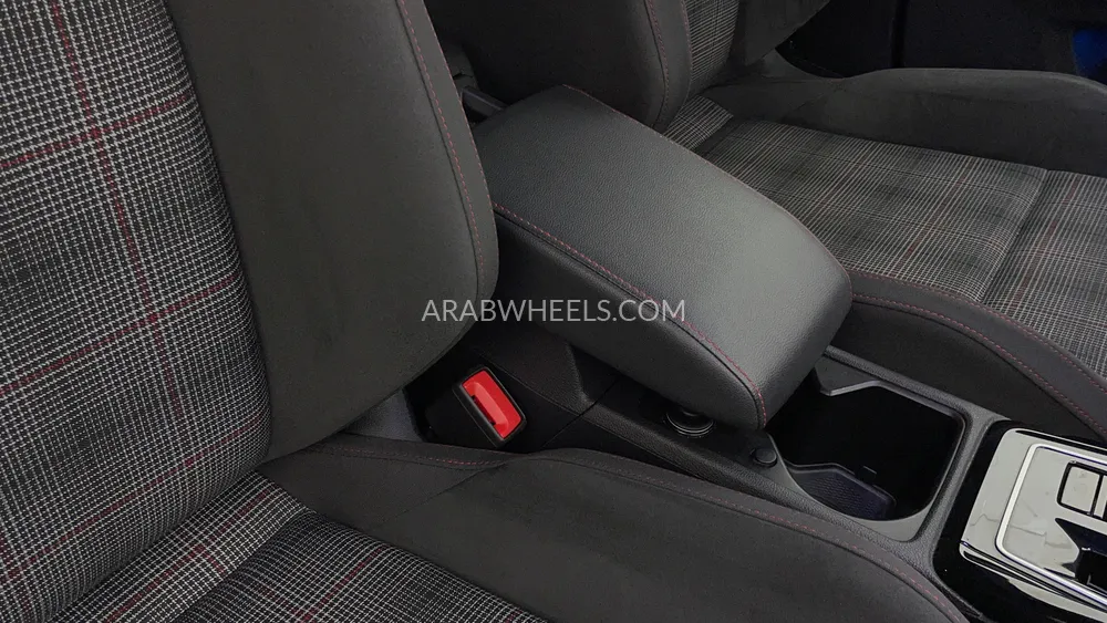  فولكس واجن جولف 2023 for Sale in دبي Image-41