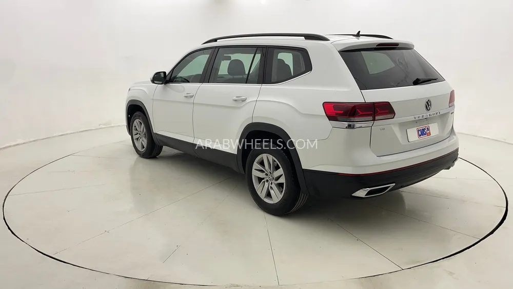 Volkswagen Teramont 2023 for Sale in Dubai Image-5
