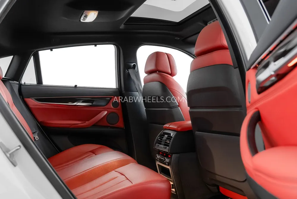 BMW X6 2019 for Sale in Dubai Image-14