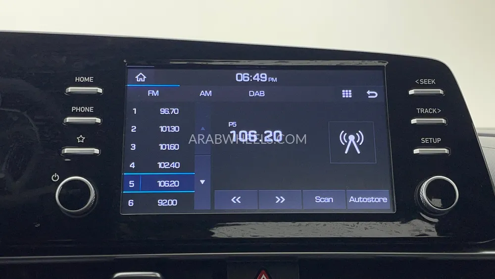 Hyundai Elantra 2022 for Sale in Dubai Image-31