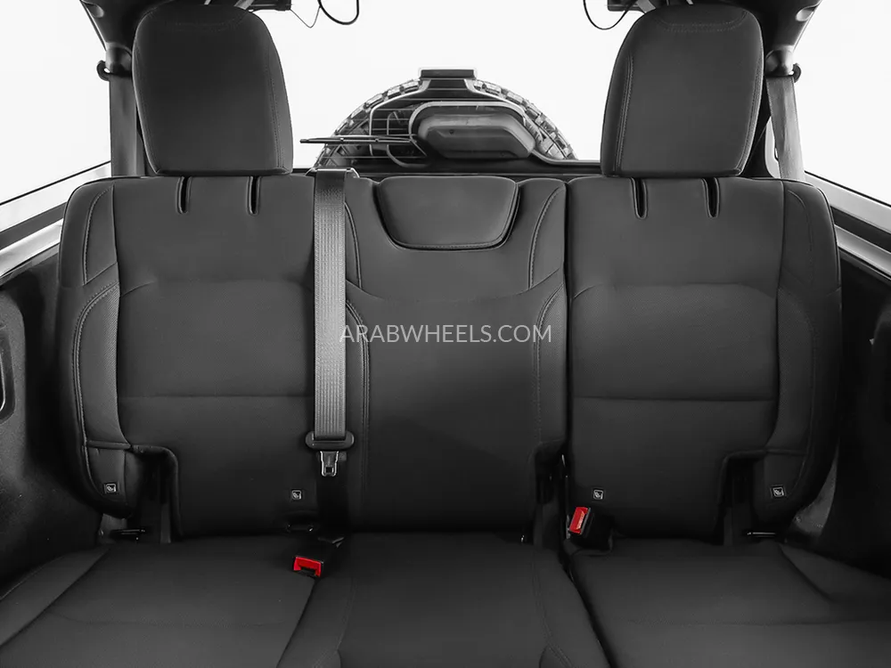 Jeep Wrangler 2023 for Sale in Dubai Image-11