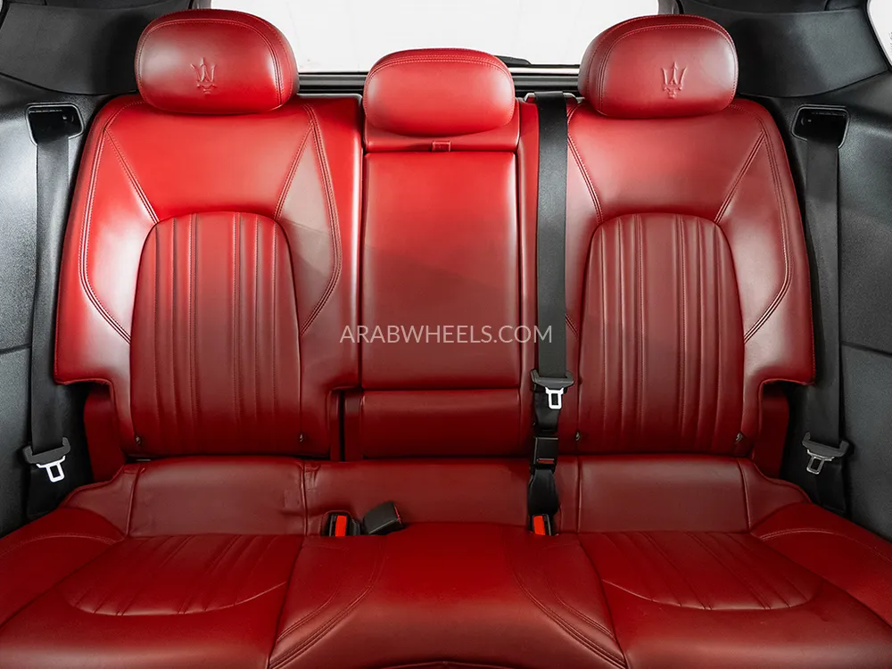 مازيراتي ليفانتي 2018 for Sale in دبي Image-11